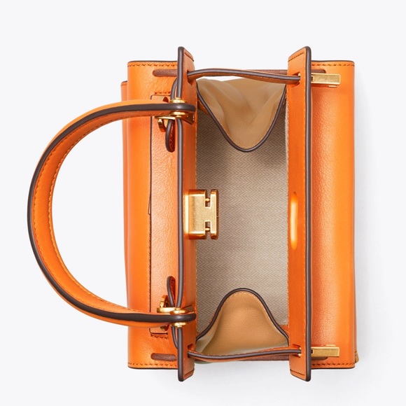 NWT Tory Burch the Lee Radziwill Petite Accordion Bag - Picture 2 of 10